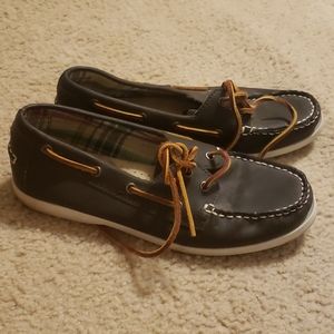 Women's boat shoes